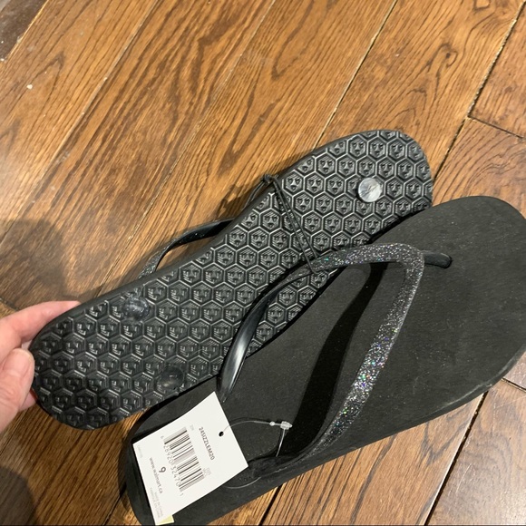 Women’s Flip Flops Black with Sparkly Straps Size 9 - Picture 2 of 3